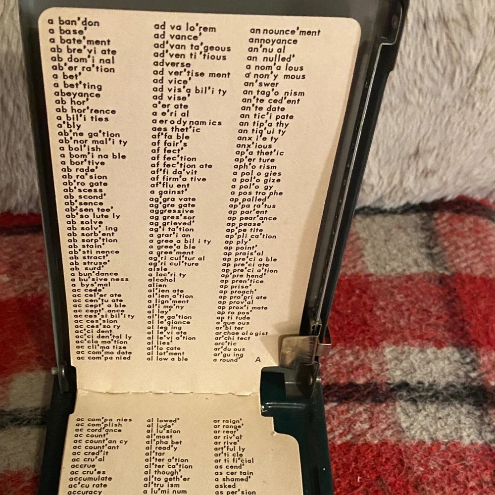 Green and White Index speller